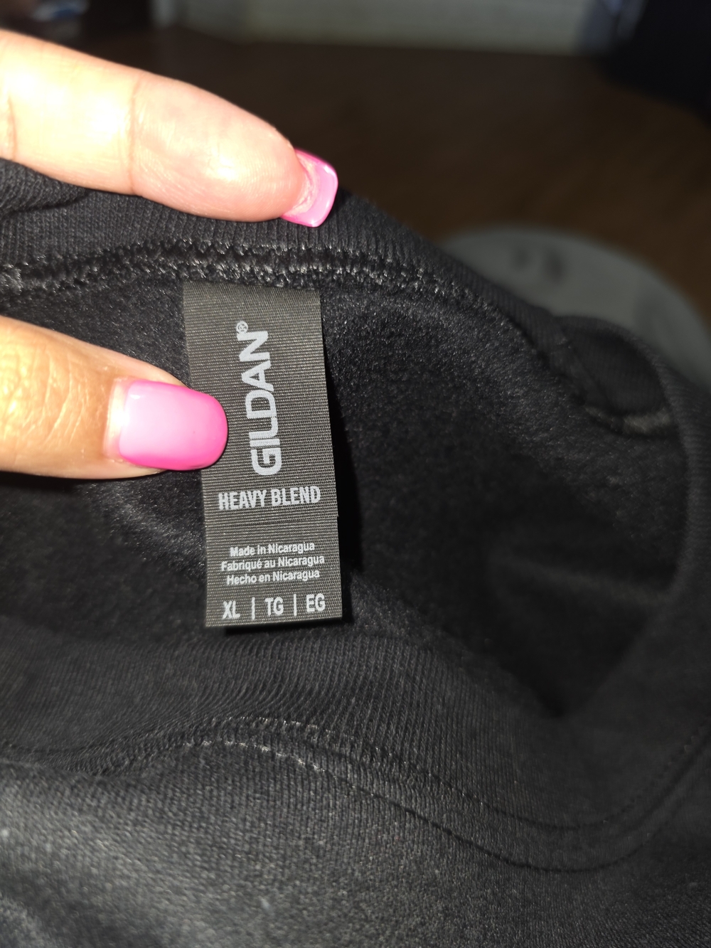 Gildan Black Crewneck Sweatshirt with Pink Graphic - Picture 4 of 4